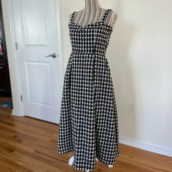 Dresses | Nwot Houndstooth Tweed Midi Overall Jumper Dress Black White Gold  Small S | Poshmark